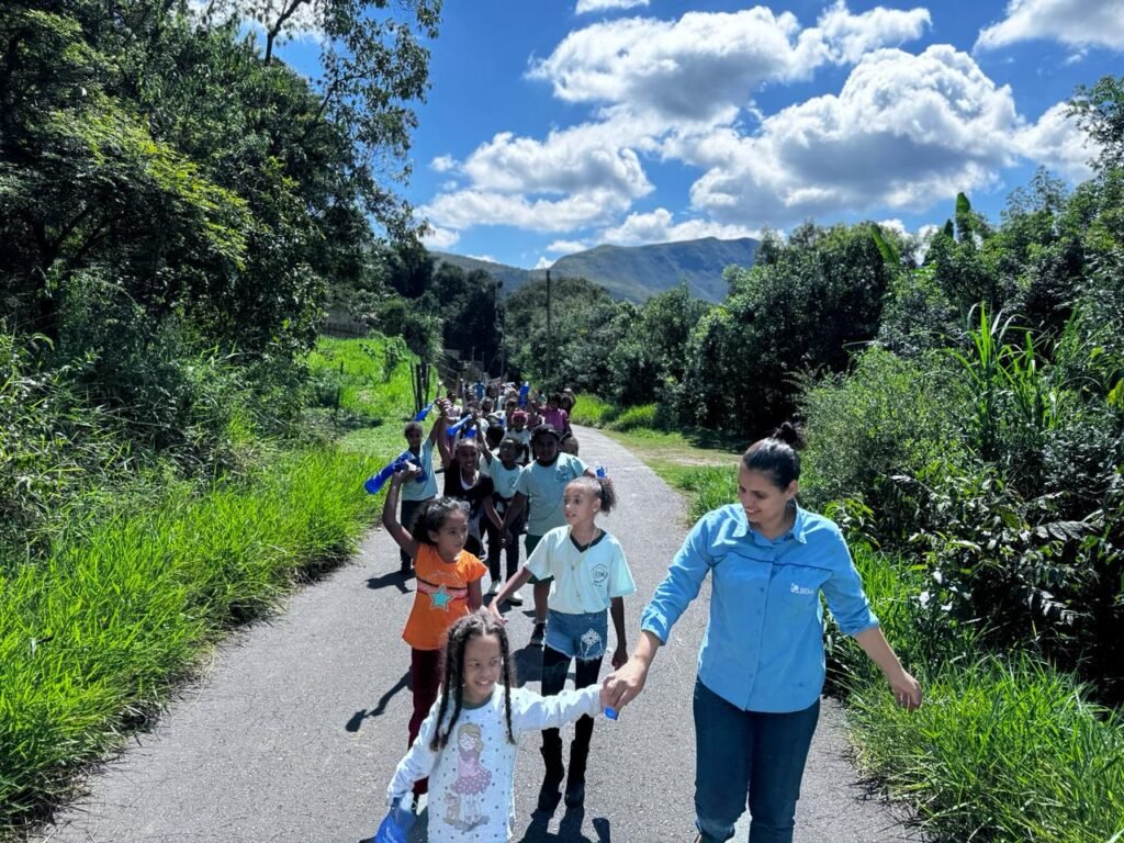 Alegria, aprendizado e conexão com a natureza marcam atividade de Educação Ambiental